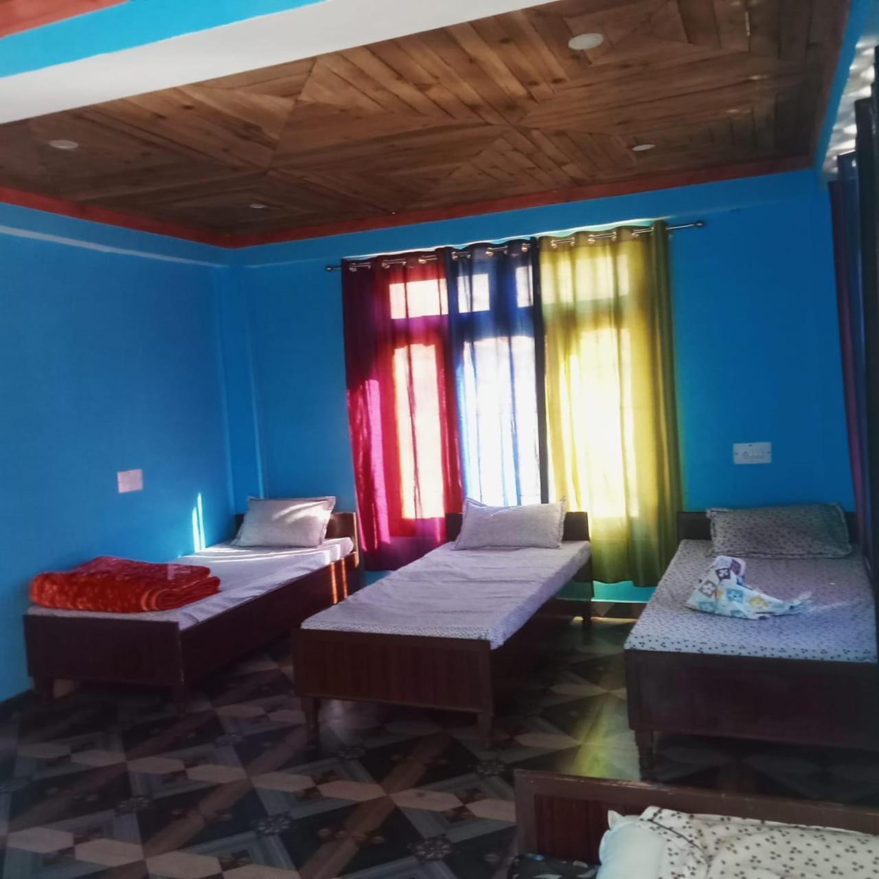 Vigyan Guest House Tosh Екстериор снимка