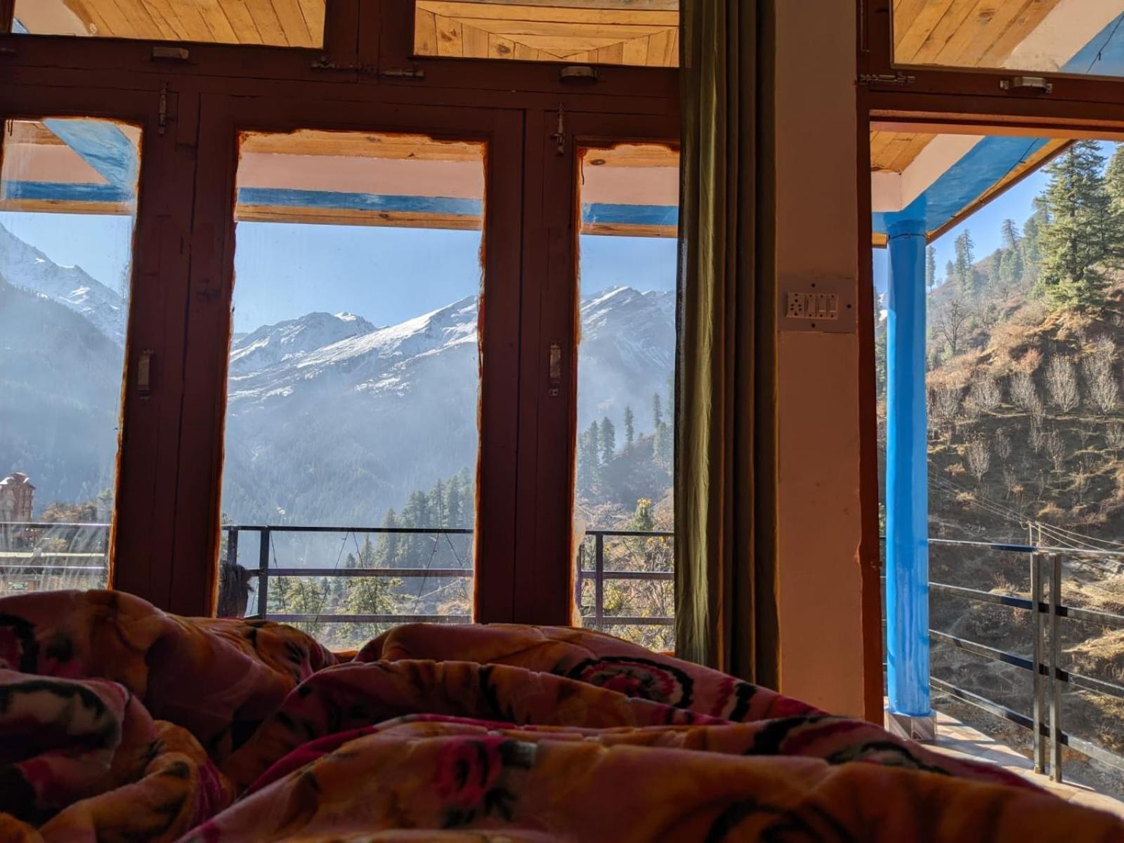 Vigyan Guest House Tosh Екстериор снимка